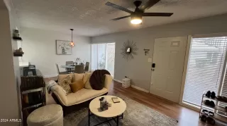 Photo #3: 6654306 Listing