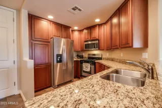 Photo #3: 6654367 Listing 