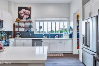 Photo #6: 6654471 Listing 