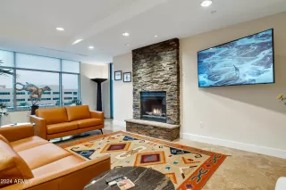 Photo #6: 6654873 Listing