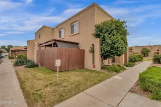 Photo #1: 6655086 Listing