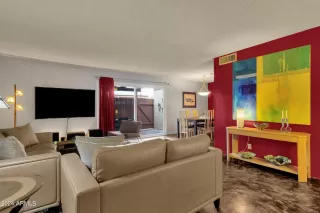 Photo #5: 6655086 Listing