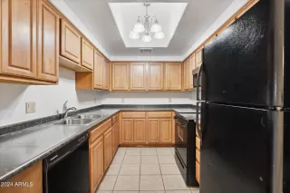 Photo #4: 6655089 Listing 