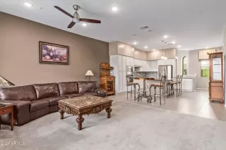 Photo #5: 6655350 Listing