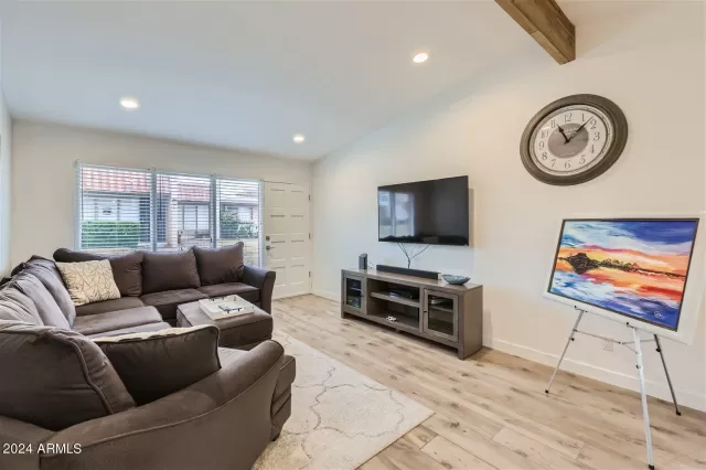 MLS: 6655494 Condo For Sale