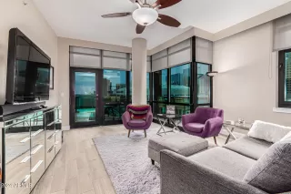 Photo #4: 6655604 Listing