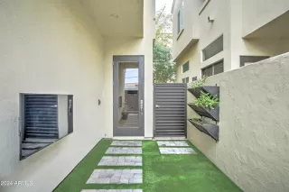 Photo #1: 6655607 Listing 