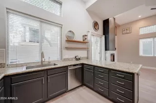 Photo #6: 6655607 Listing 