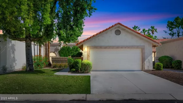 MLS: 6655621 Condo For Sale