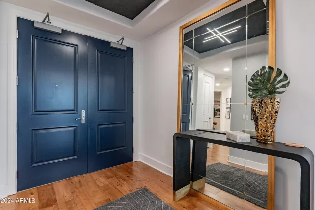 MLS: 6655633 Condo For Sale