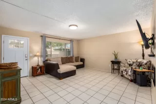 Photo #3: 6655677 Listing 