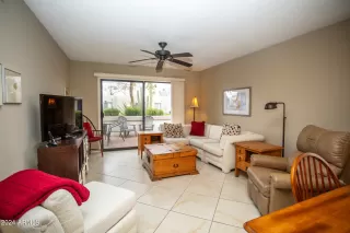 Photo #6: 6655750 Listing 