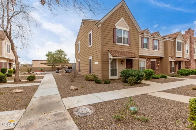 MLS: 6655950 Condo For Sale