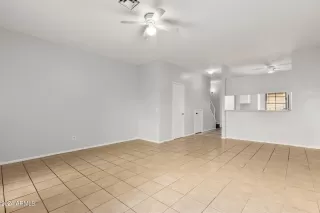 Photo #5: 6655950 Listing