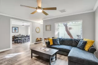 Photo #1: 6656134 Listing 