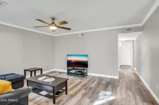 Photo #3: 6656134 Listing 