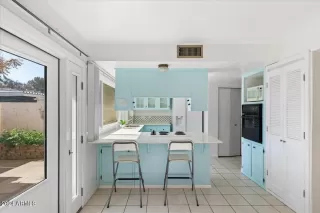 Photo #5: 6656783 Listing 