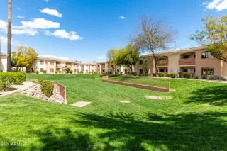 Photo #2: 6656979 Listing 