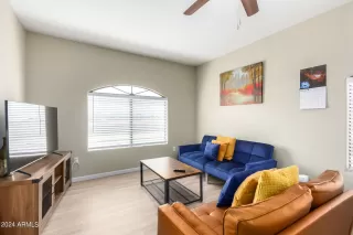 Photo #6: 6656979 Listing 