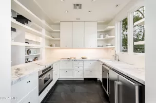 Photo #2: 6656983 Listing