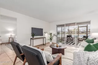 Photo #1: 6656991 Listing 