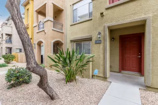 Photo #2: 6657329 Listing