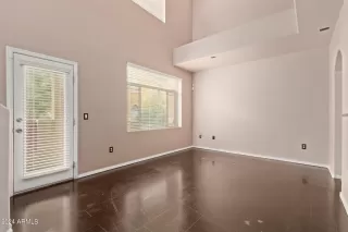 Photo #3: 6657329 Listing