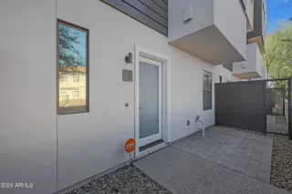 Photo #2: 6657413 Listing 