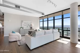 Photo #1: 6657483 Listing 