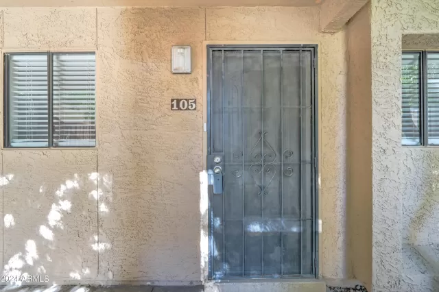 MLS: 6657493 Condo For Sale