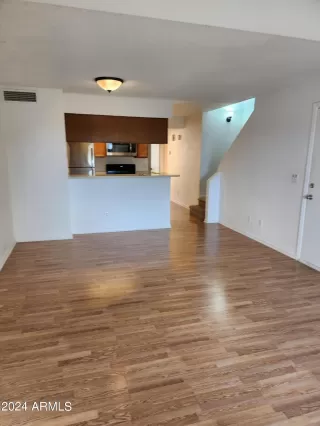 Photo #1: 6657552 Listing