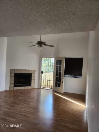 Photo #3: 6657552 Listing