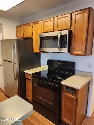 Photo #6: 6657552 Listing