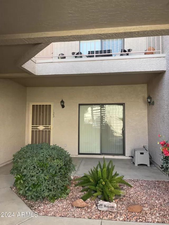 MLS: 6657555 Condo For Sale