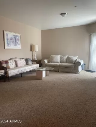 Photo #2: 6657555 Listing