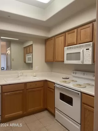 Photo #6: 6657555 Listing