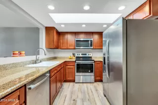 Photo #2: 6657681 Listing