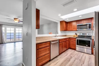 Photo #3: 6657681 Listing