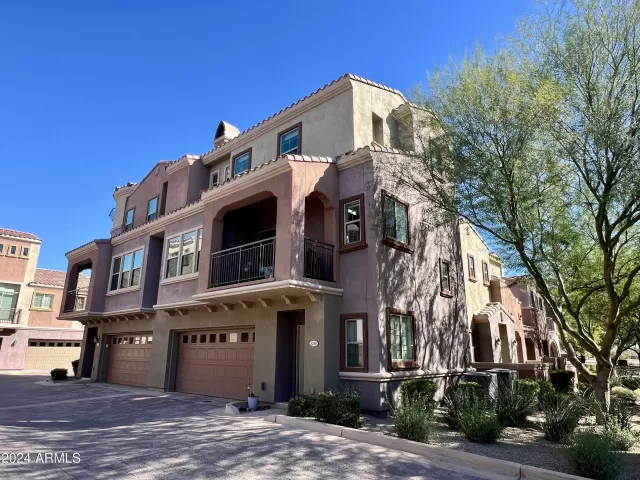 MLS: 6657693 Condo For Sale