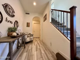 Photo #2: 6657693 Listing