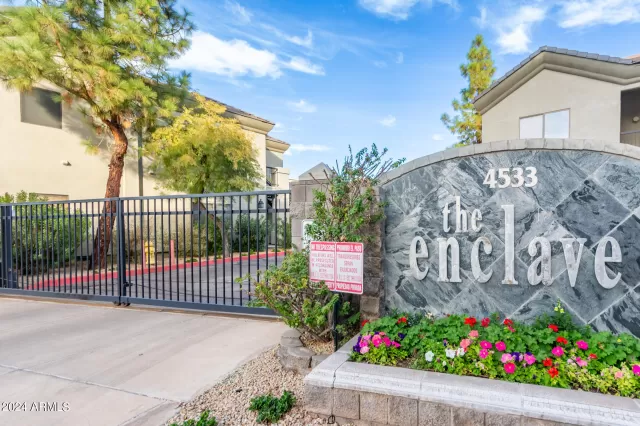 MLS: 6657783 Condo For Sale