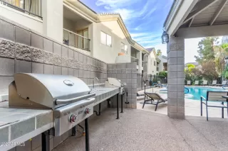 Photo #2: 6657783 Listing