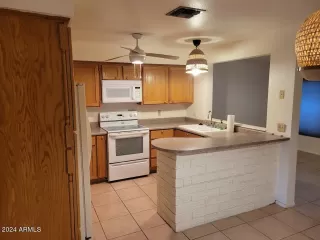 Photo #3: 6657987 Listing 