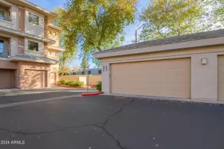 Photo #6: 6658003 Listing