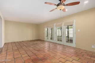 Photo #4: 6658018 Listing