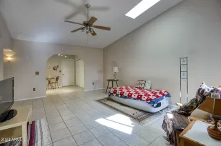 Photo #5: 6658165 Listing 