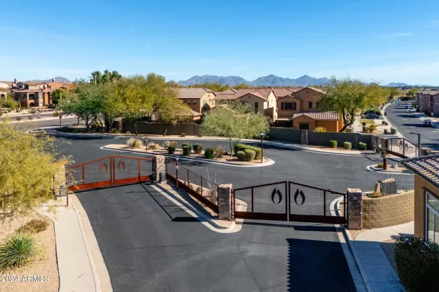 MLS: 6658220 Condo For Sale