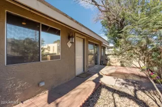 Photo #4: 6658343 Listing