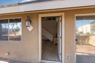 Photo #5: 6658343 Listing