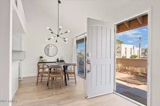 Photo #6: 6658343 Listing